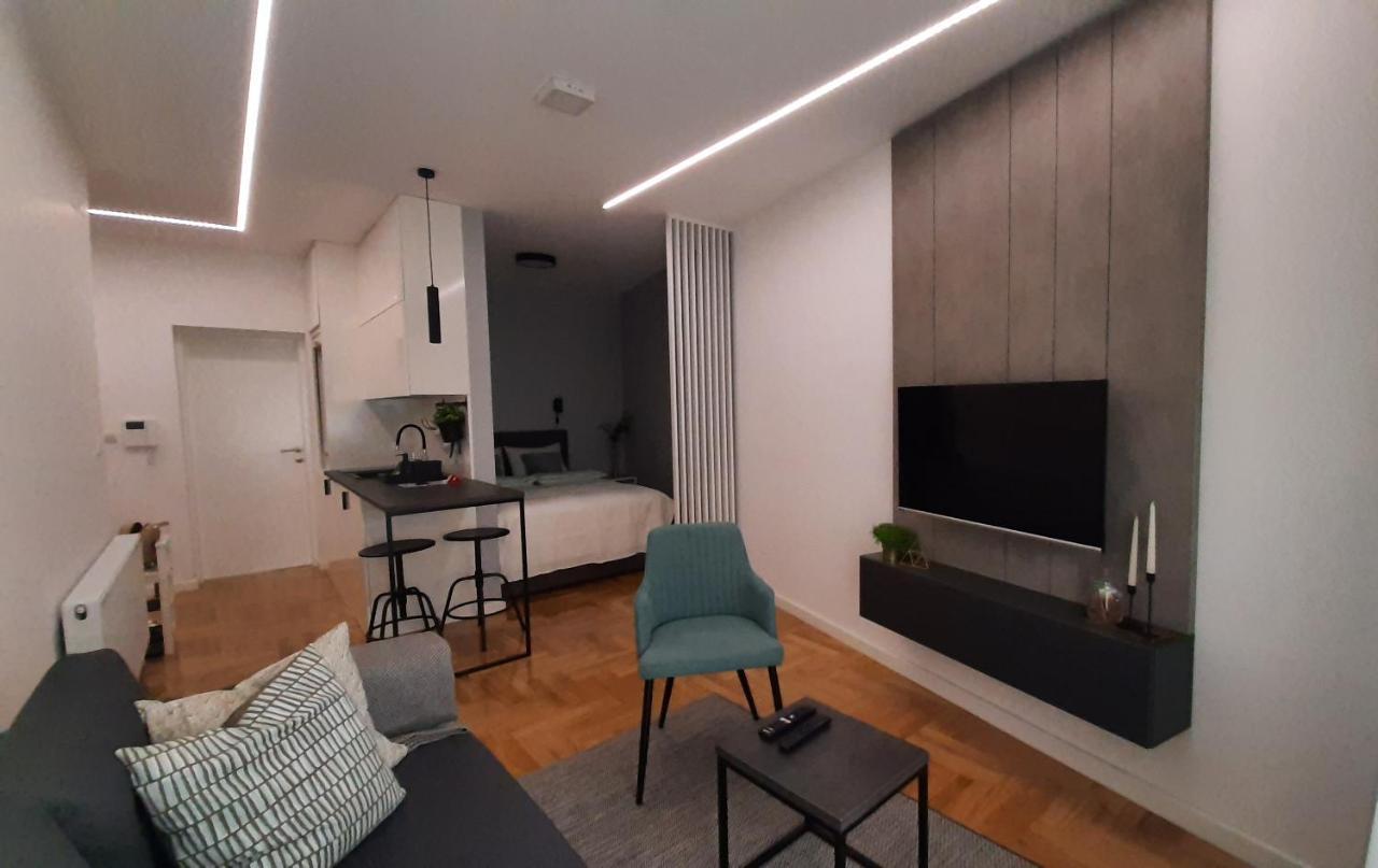 Nina Studio Apartment 비옐리나 외부 사진